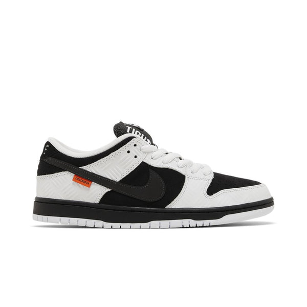 Nike Dunk Low SB X Tightbooth
